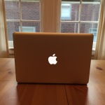 mac laptop pic